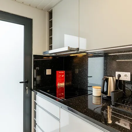 Lira's Loft - New Modern Loft In Calheta - Madeira 公寓 *