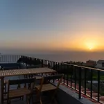 Lira's Loft - New Modern Loft In Calheta - Madeira *