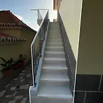 Lira's Loft - New Modern Loft In Calheta - Madeira