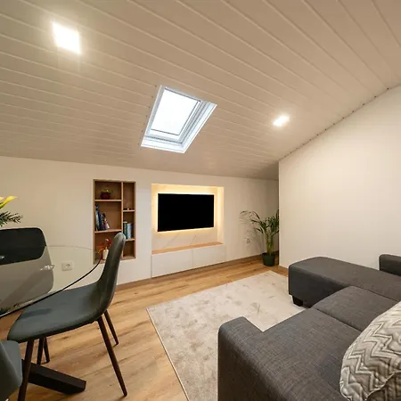 Lira's Loft - New Modern Loft In Calheta - Madeira *