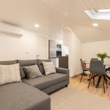 Lira's Loft - New Modern Loft In Calheta - Madeira *