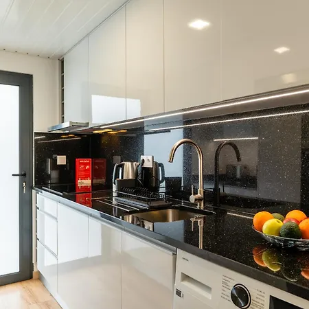 Lira's Loft - New Modern Loft In Calheta - Madeira Арку-да-Кальета