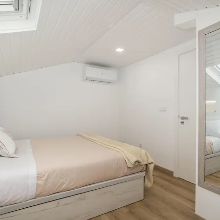 Lira's Loft - New Modern Loft In Calheta - Madeira Apartment