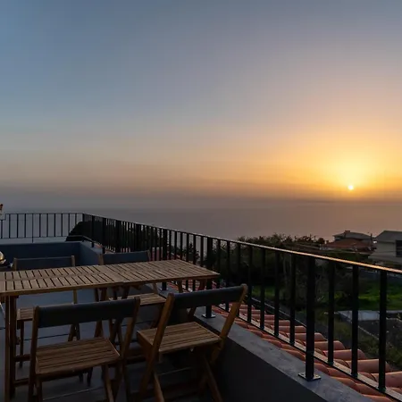 Lira's Loft - New Modern Loft In Calheta - Madeira *