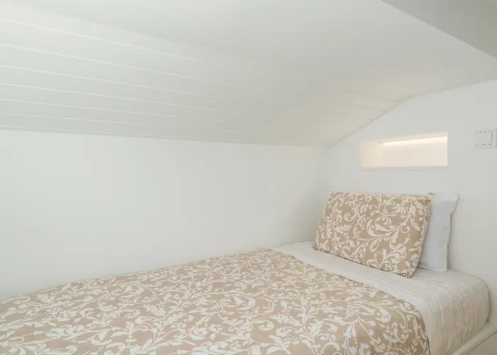 Lira's Loft - New Modern Loft In Calheta - Madeira